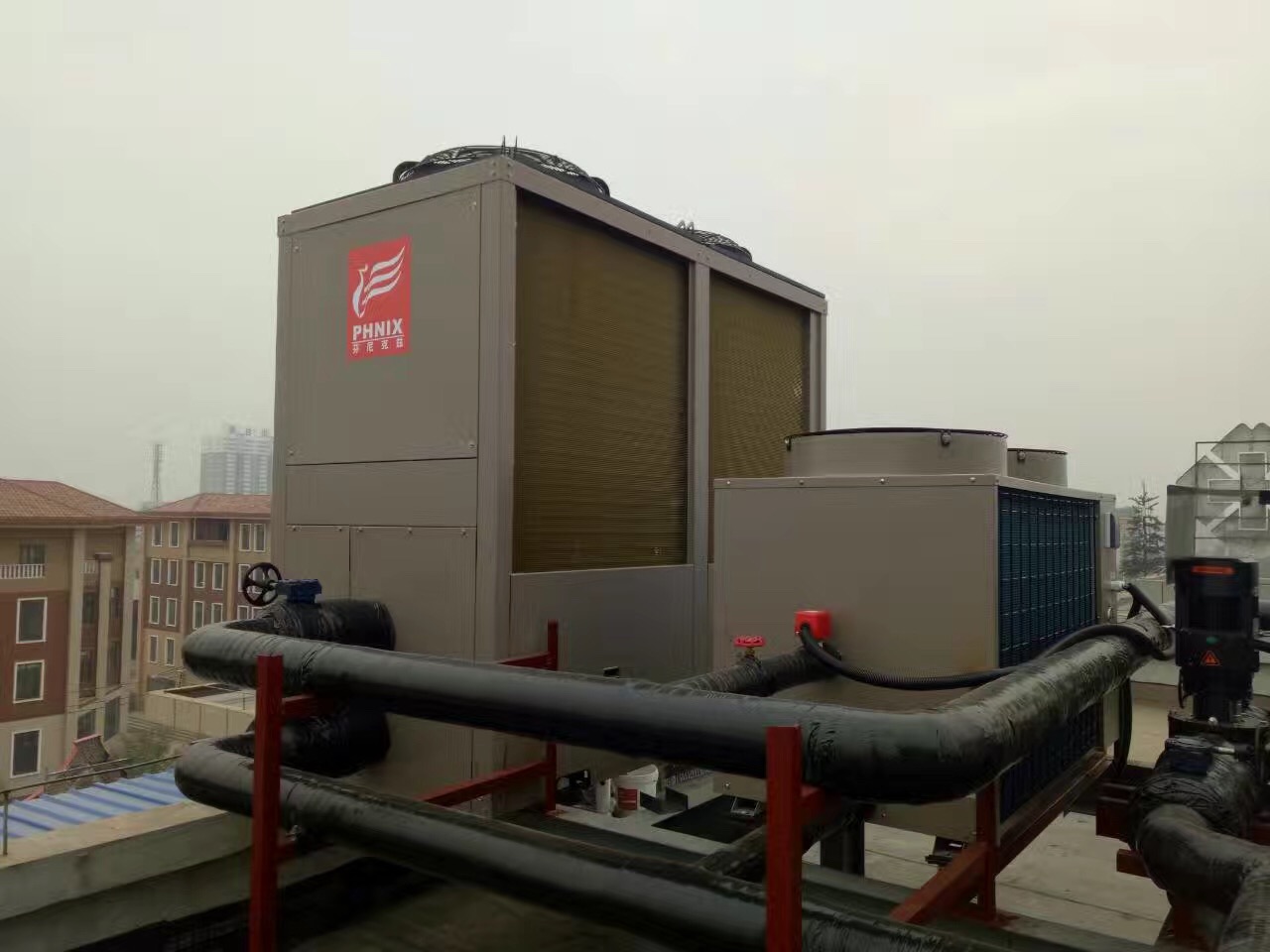 制熱量超過160KW的空氣能熱泵 