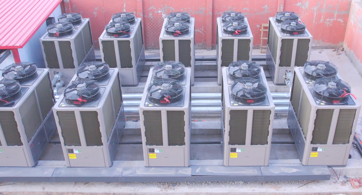 五星級酒店的客房熱水生產(chǎn)空氣能熱泵最好的是哪種 