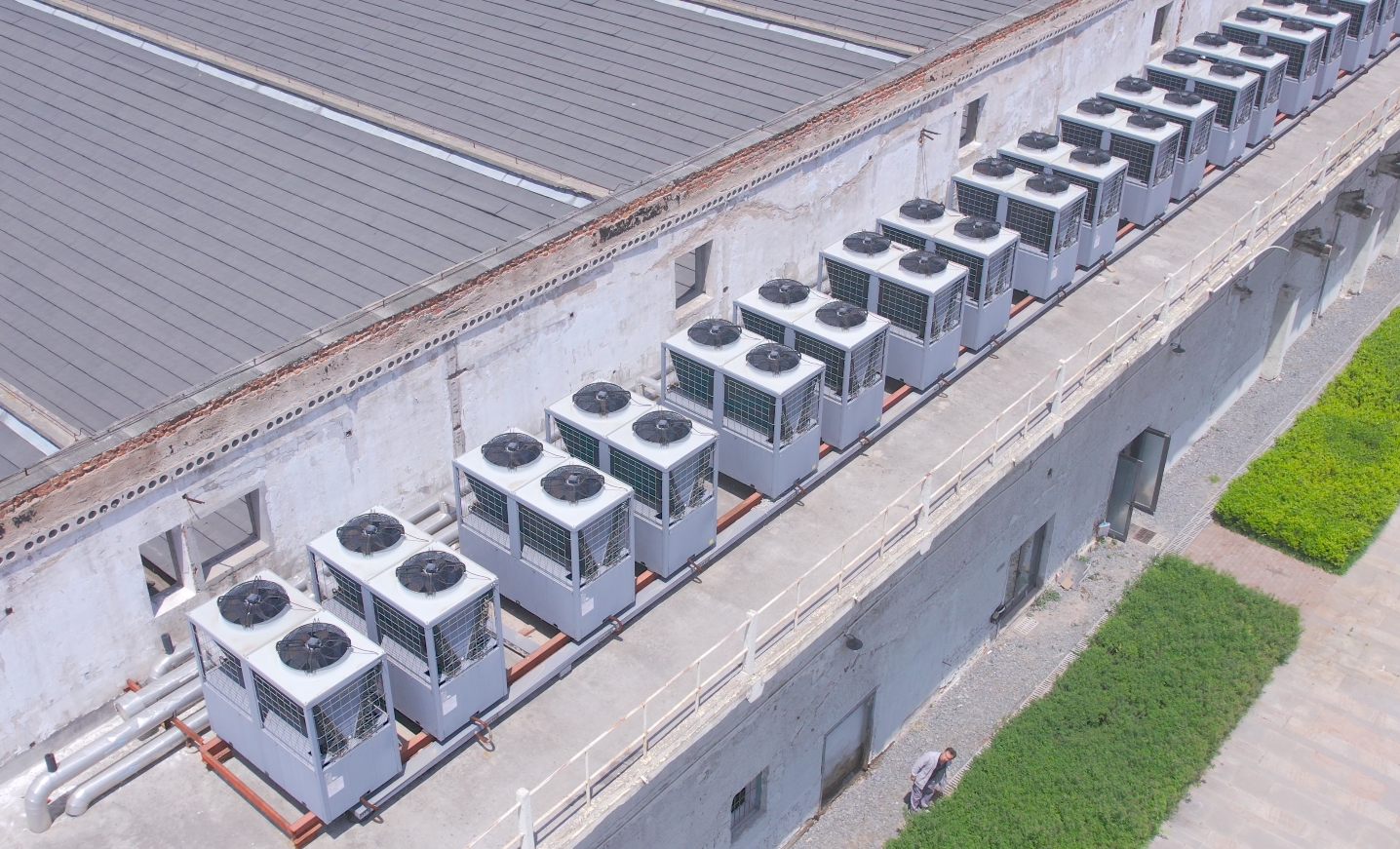 空氣能熱泵：酒店熱水系統(tǒng)的未來趨勢(shì) 