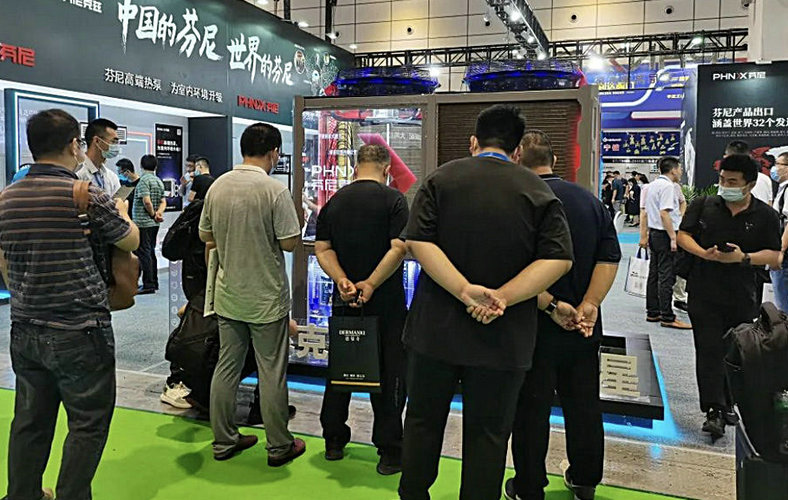 【山東】國際供熱展：芬尼克茲熱泵技術(shù)更節(jié)能、更舒適、更高端 
