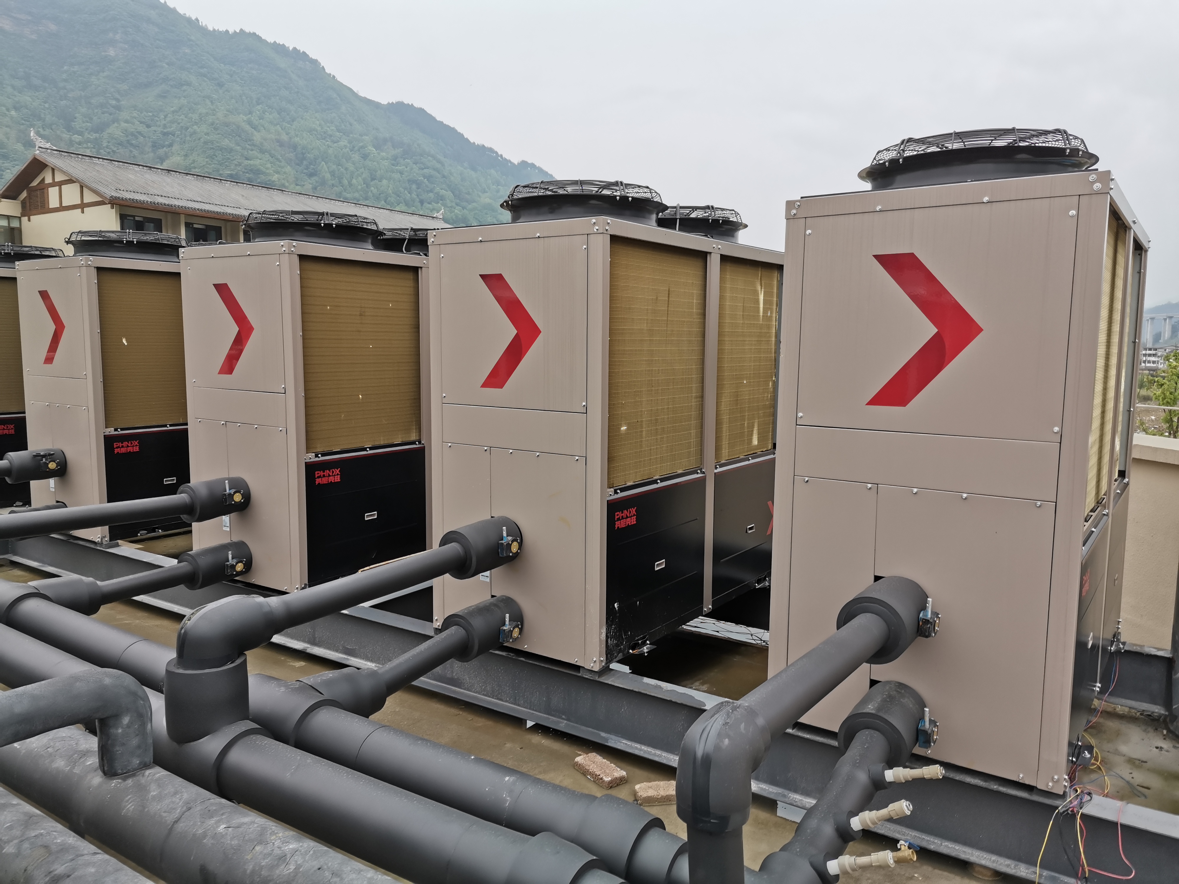 空氣能熱泵的價格及性能對比 