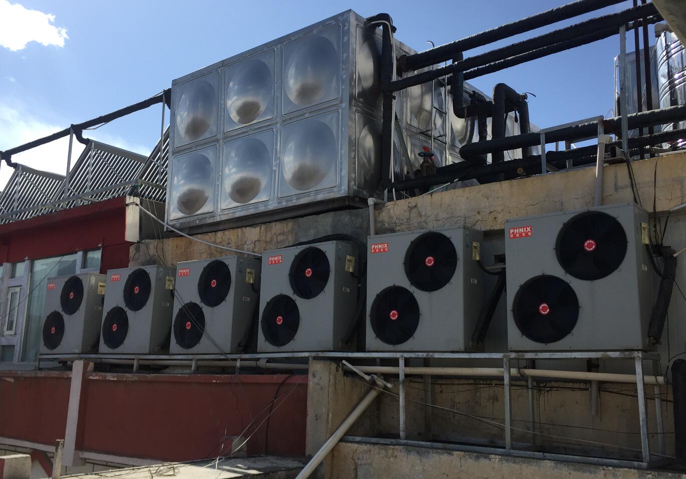 大型賓館熱水是怎么供應(yīng)的 