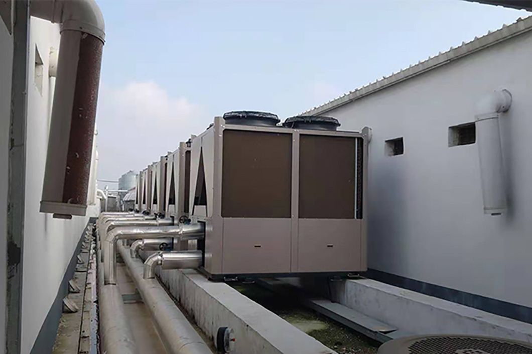 肉雞養(yǎng)殖渠道供暖設備類型 